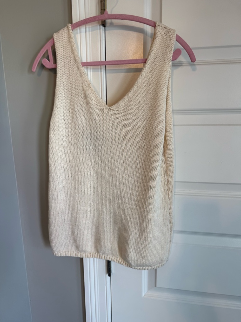 Blu Pepper Cream Knit V-Neck Tank with Pastel Dots - Picture 3 of 3